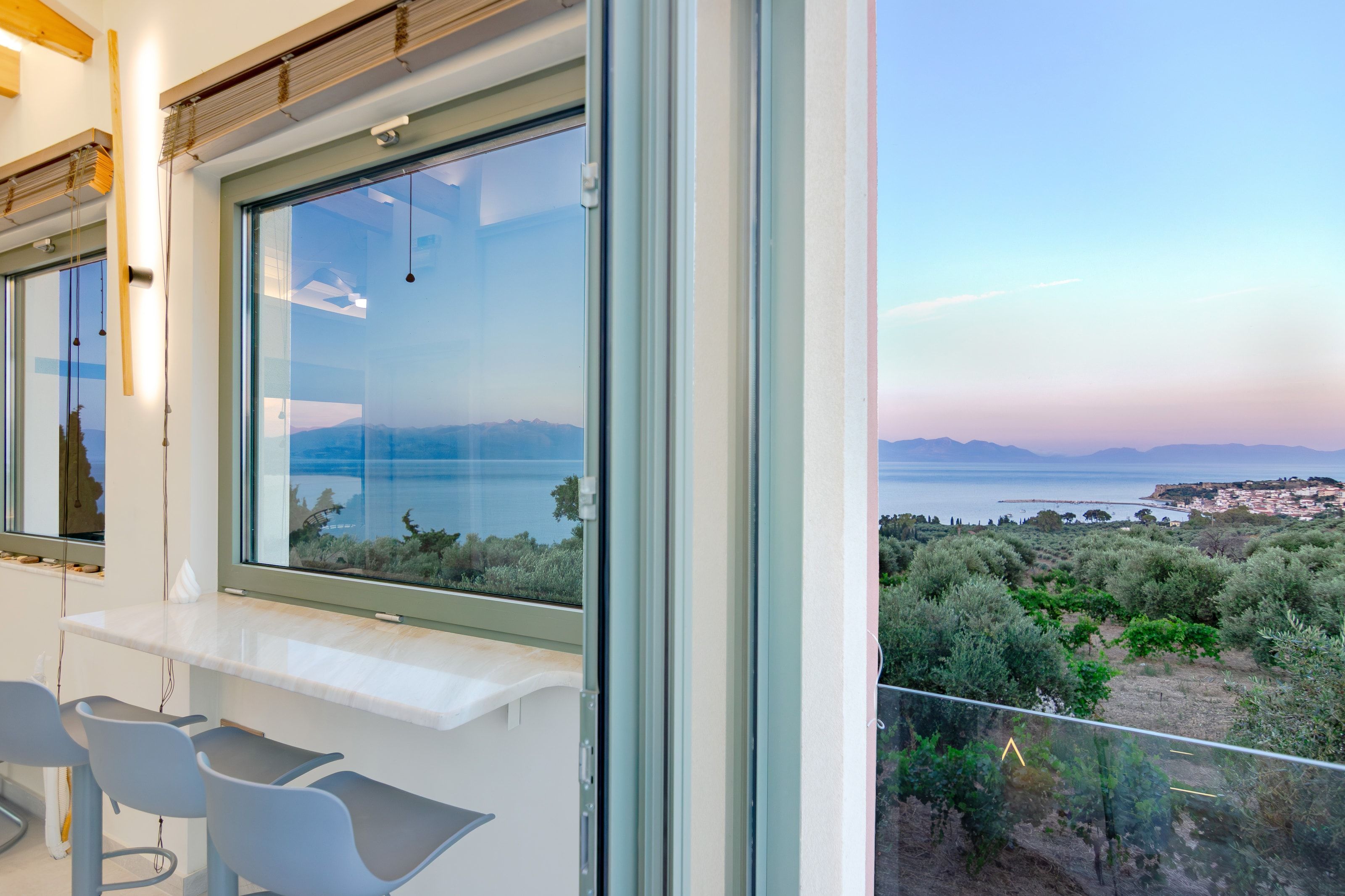First-floor kitchen window onto the sea